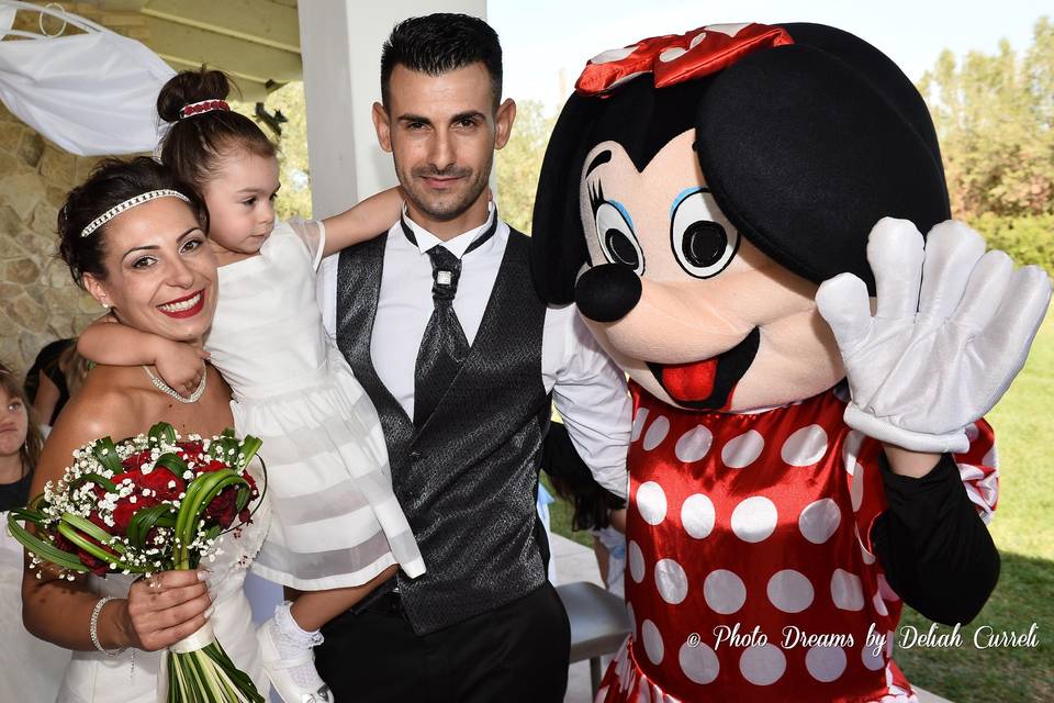 Sposi con Minnie Mouse