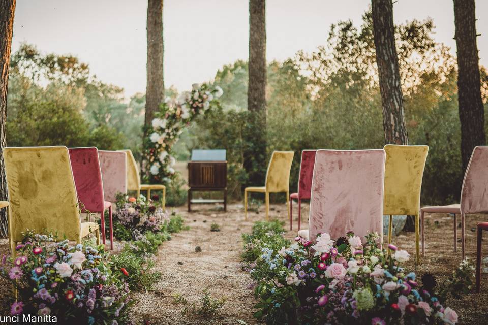 Matrimonio vintage nel bosco