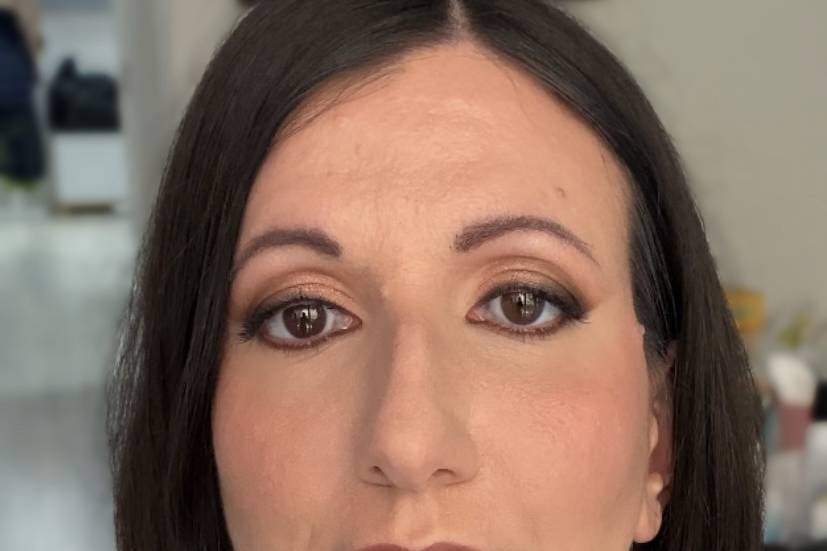 Full glam make-up