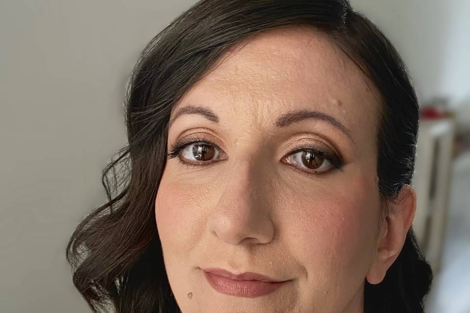 Full glam make-up