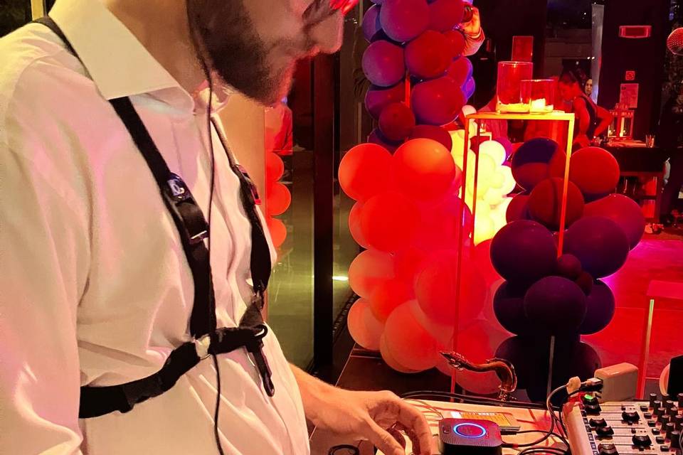 Dj