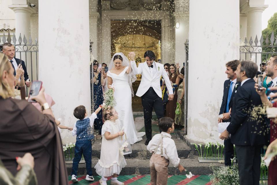 Rice toss