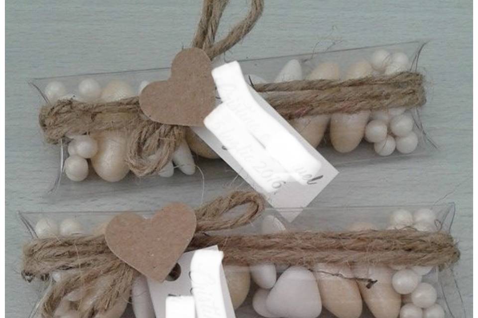 Segnaposti con confetti