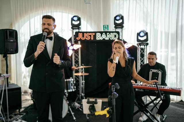 La band 2