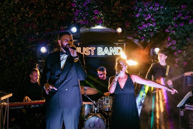 La band 4