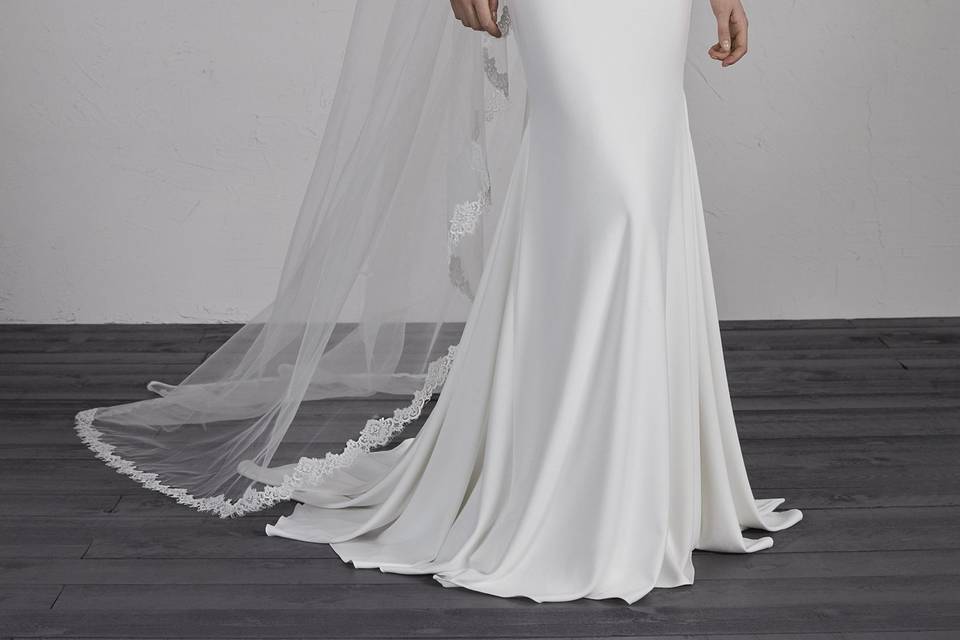 Pronovias '19 - mod. Emy