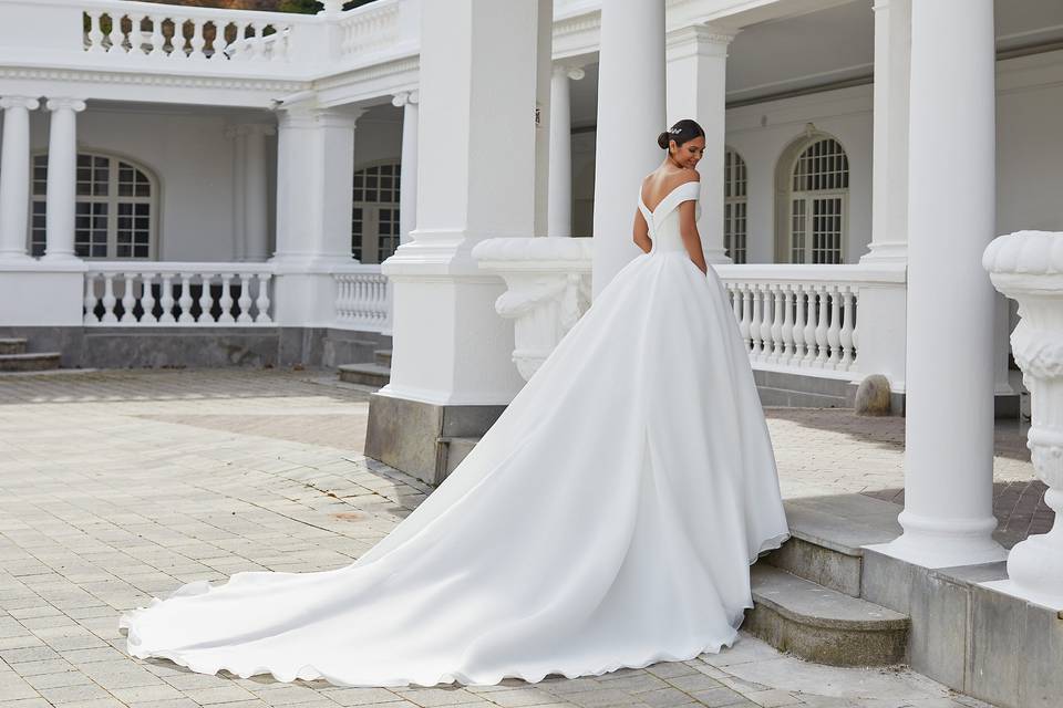 Pronovias 2021