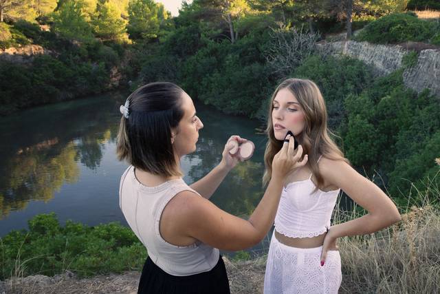Meri Aversa Make-up Artist