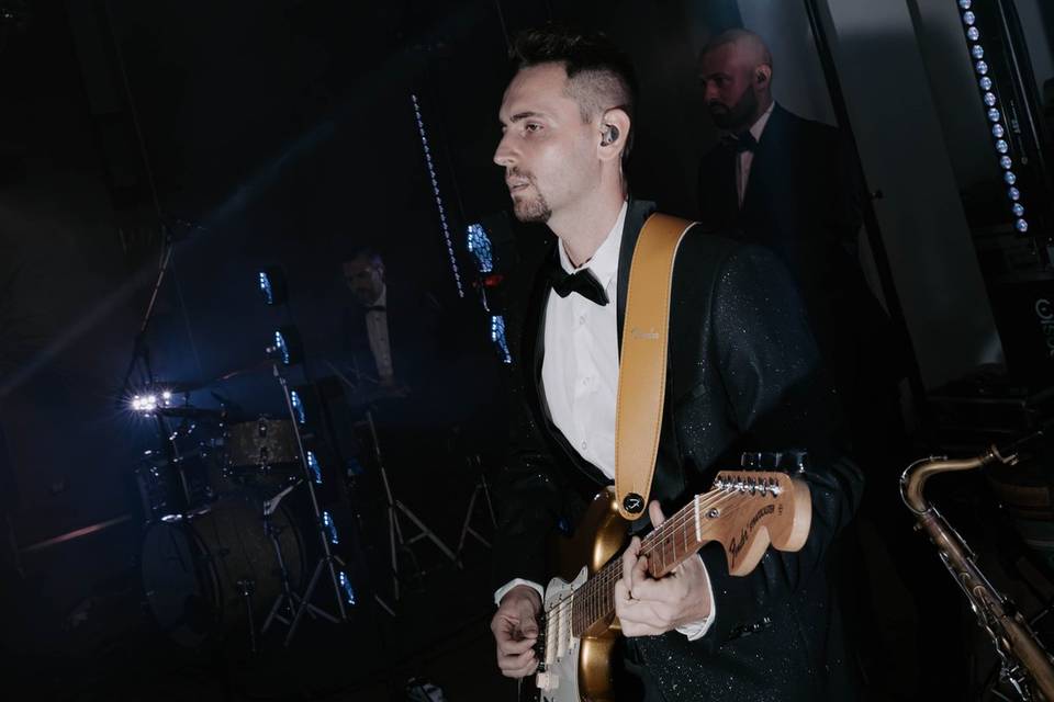 AUTHENTICA PRODUCTION