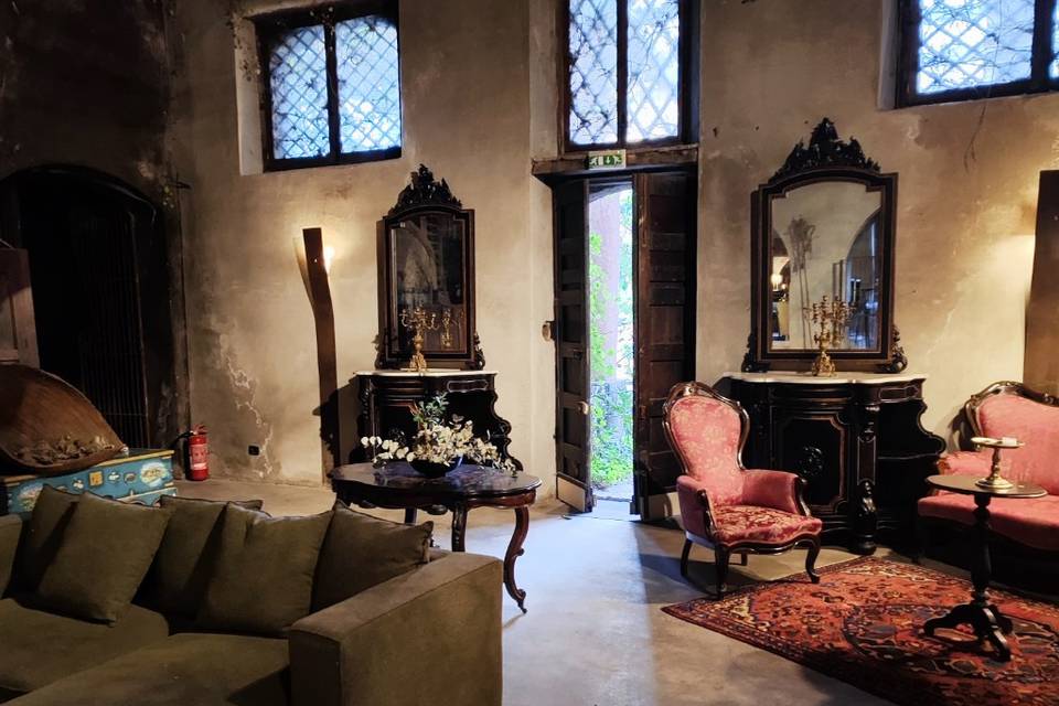 Canonica degli Archi