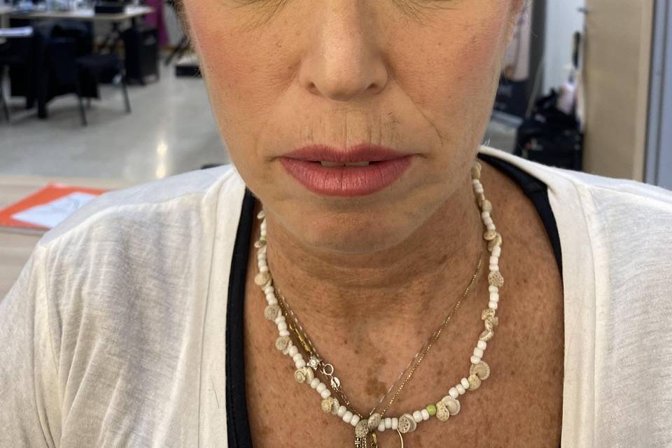 Trucco correzione antiage