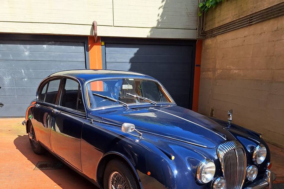 Jaguar MK II