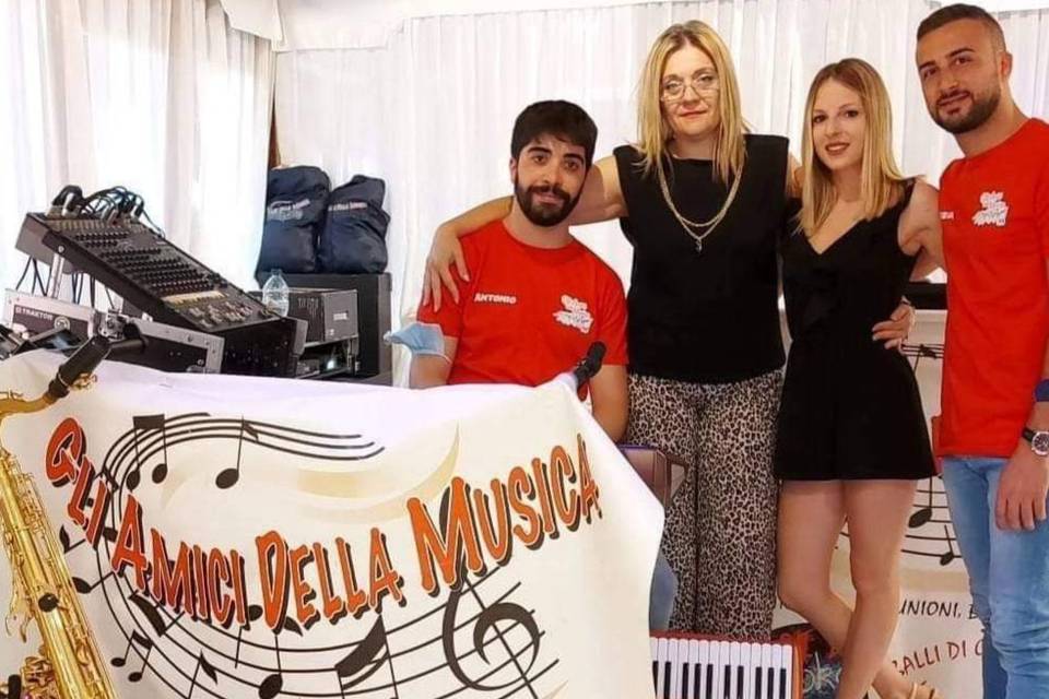 Gliamicidellamusicariccia