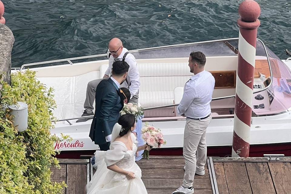 Sposi in barca lago Como
