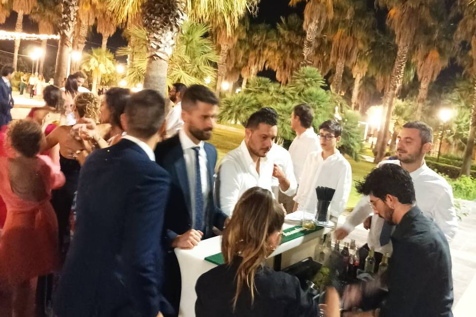 Cocktail station