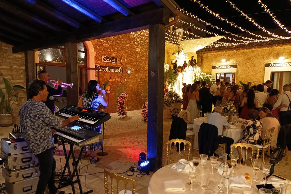 Live band
