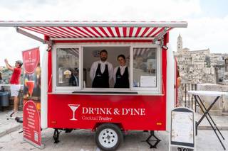 Drink & Dine