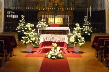 Allestimenti matrimoni - Fiori altare