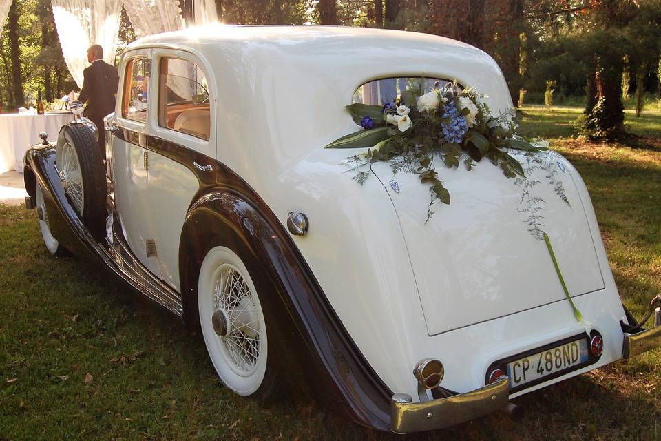 Addobbo auto sposa