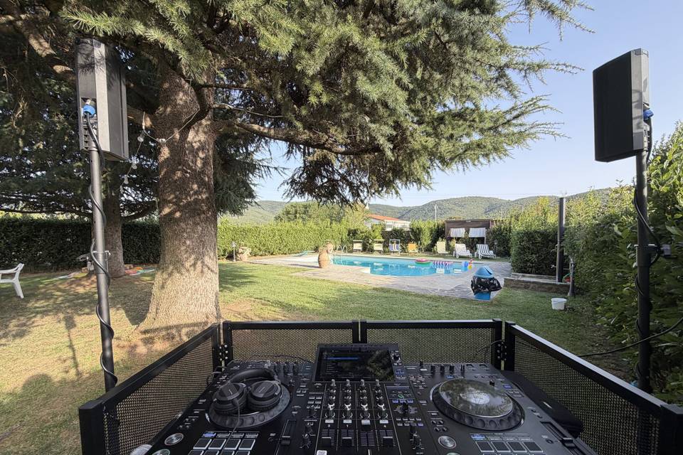 Pool party