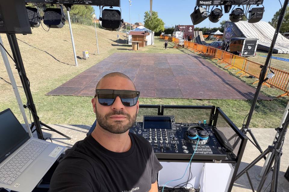 Pre show