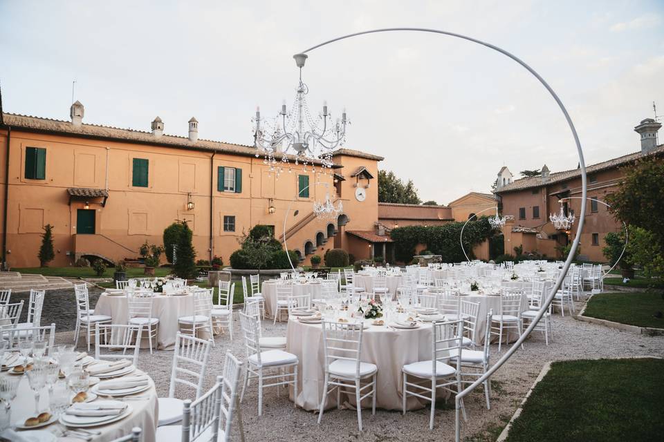 Cena in corte