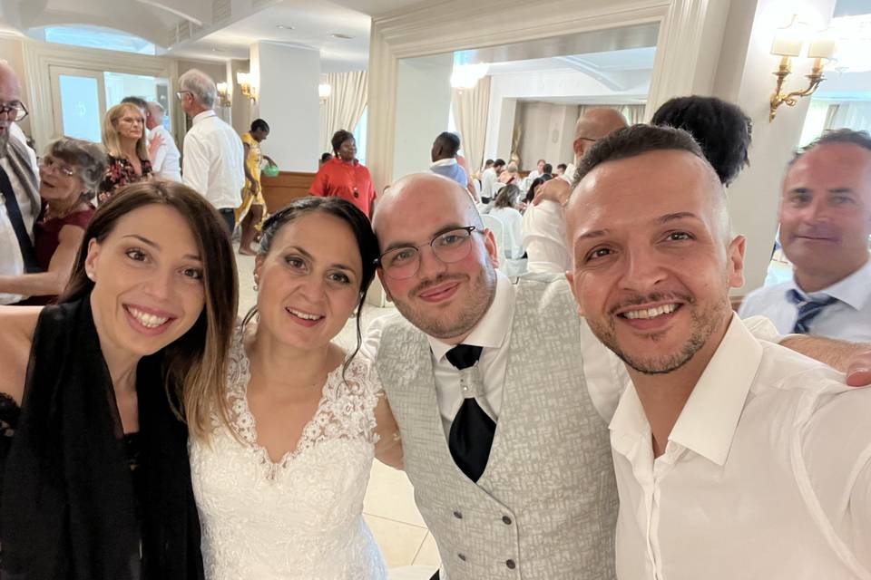 Con i nostri bellissimi sposi