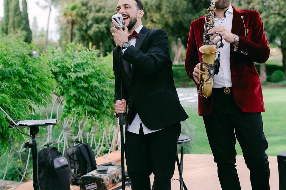 Live Lounge Sax & Voce