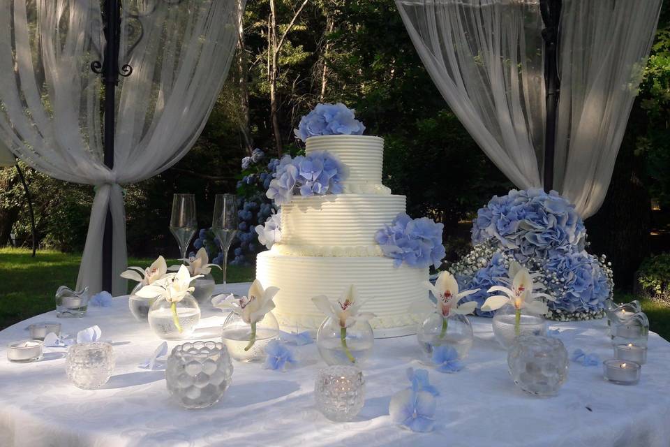 Wedding cake