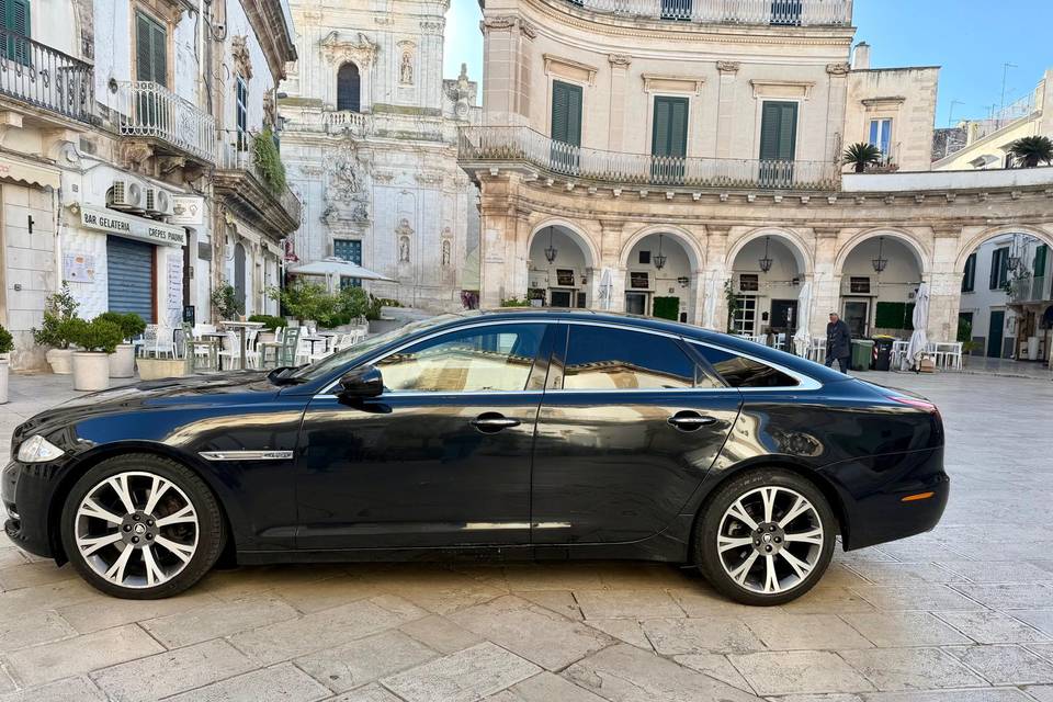 Jaguar XJ