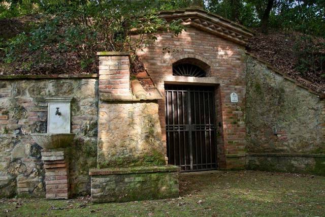 L'ingresso della barricaia