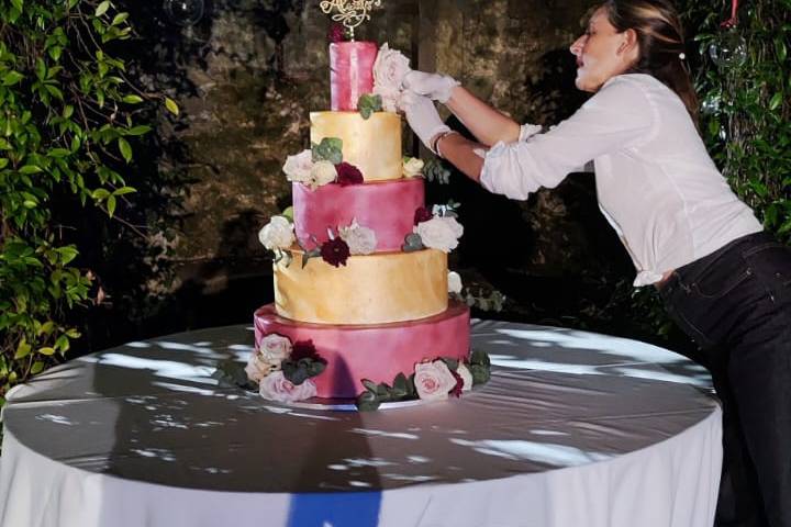 Torta matrimoniale a tema