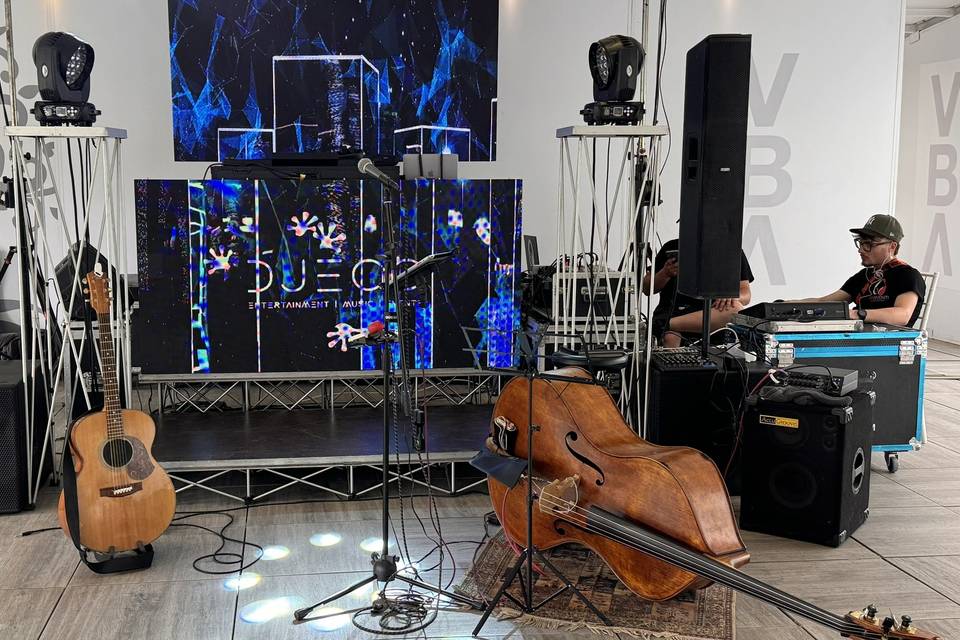 Live Band