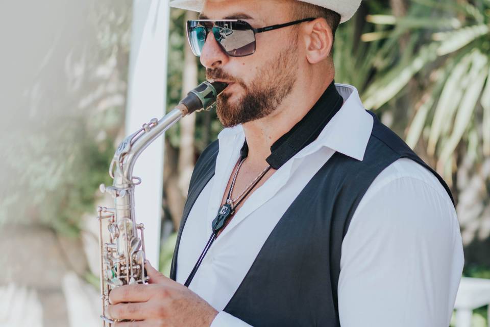 Sax Bar
