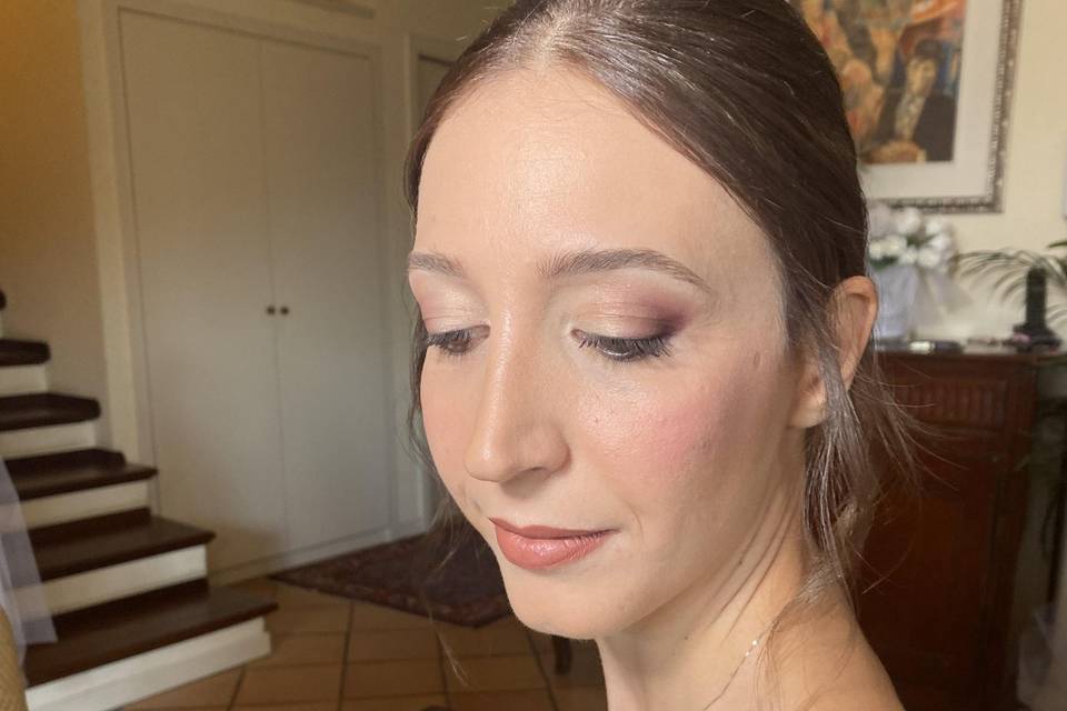 Bridal make-up