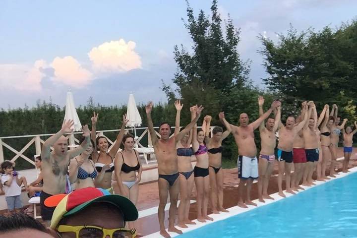 Animazione in piscina