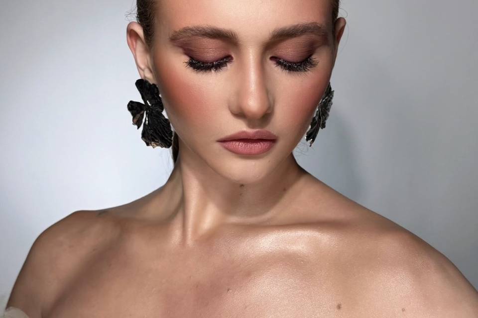 Diana Make-up&Hair
