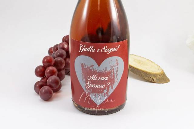 Bottiglia di vino siciliano personalizzabile idea regalo aziendale -  Mobilia Store Home & Favours