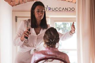 Truccando - Self Make Up & Service