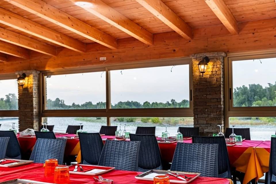 Veranda sul fiume 70 posti