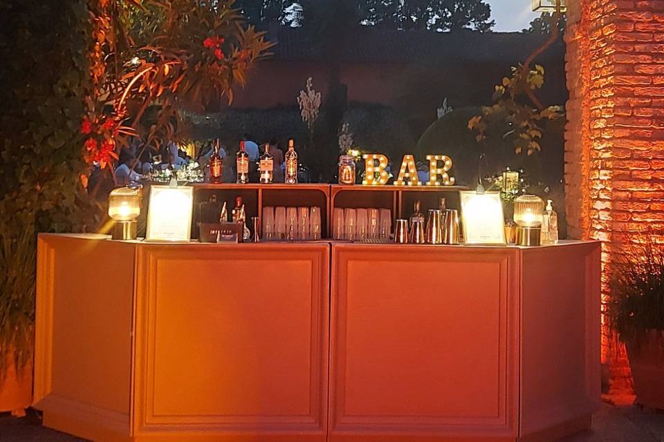 Intrabar Cocktail Events