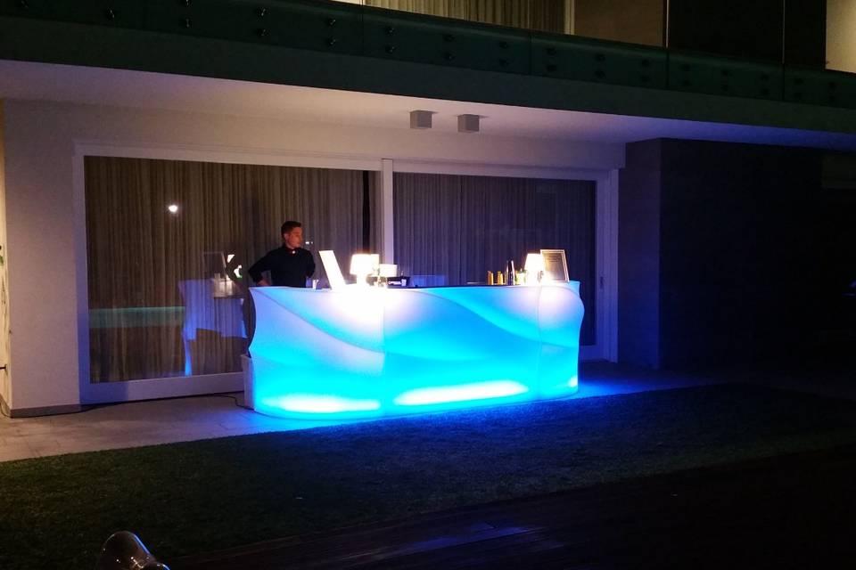 Intrabar Cocktail Events