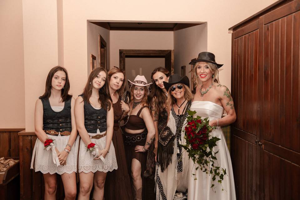 Sposa e  damigelle