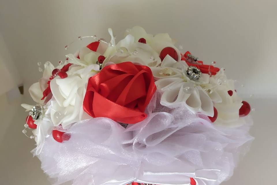 Bouquet bianco e rosso