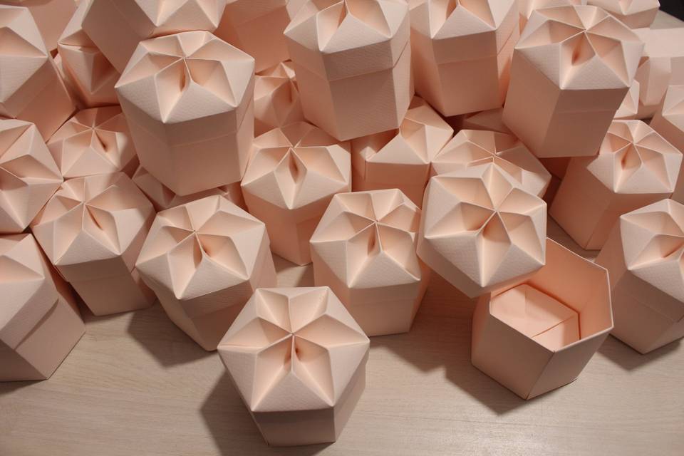 Origami rosè