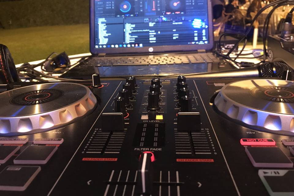 Allestimento Dj Set