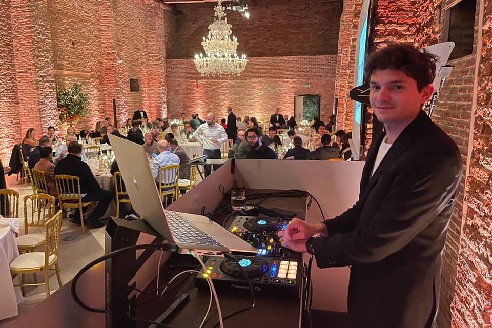 DJ Massimo Em Pi