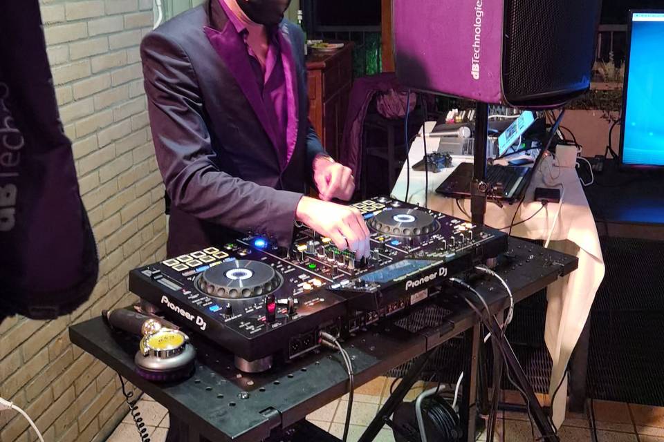 DJ Massimo Em Pi