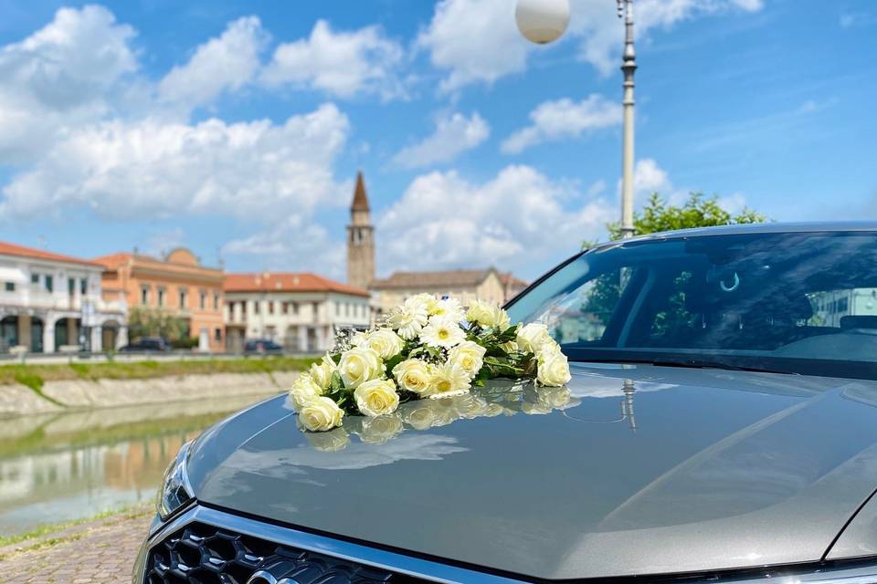 Gold Wedding Limousine