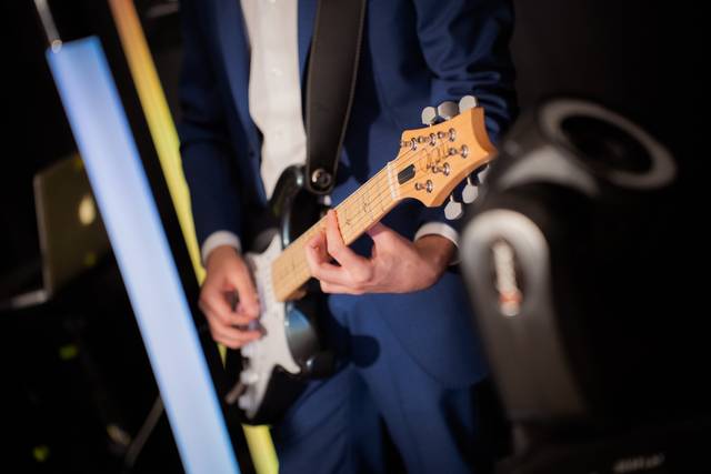 AG Pop Band